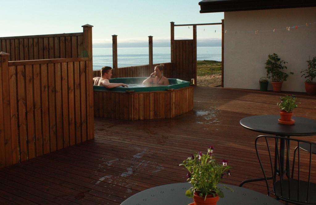 Guesthouse Gimbur Reykjarholl Εξωτερικό φωτογραφία