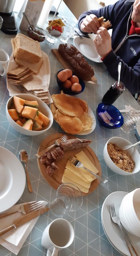 Guesthouse Gimbur Reykjarholl Εξωτερικό φωτογραφία